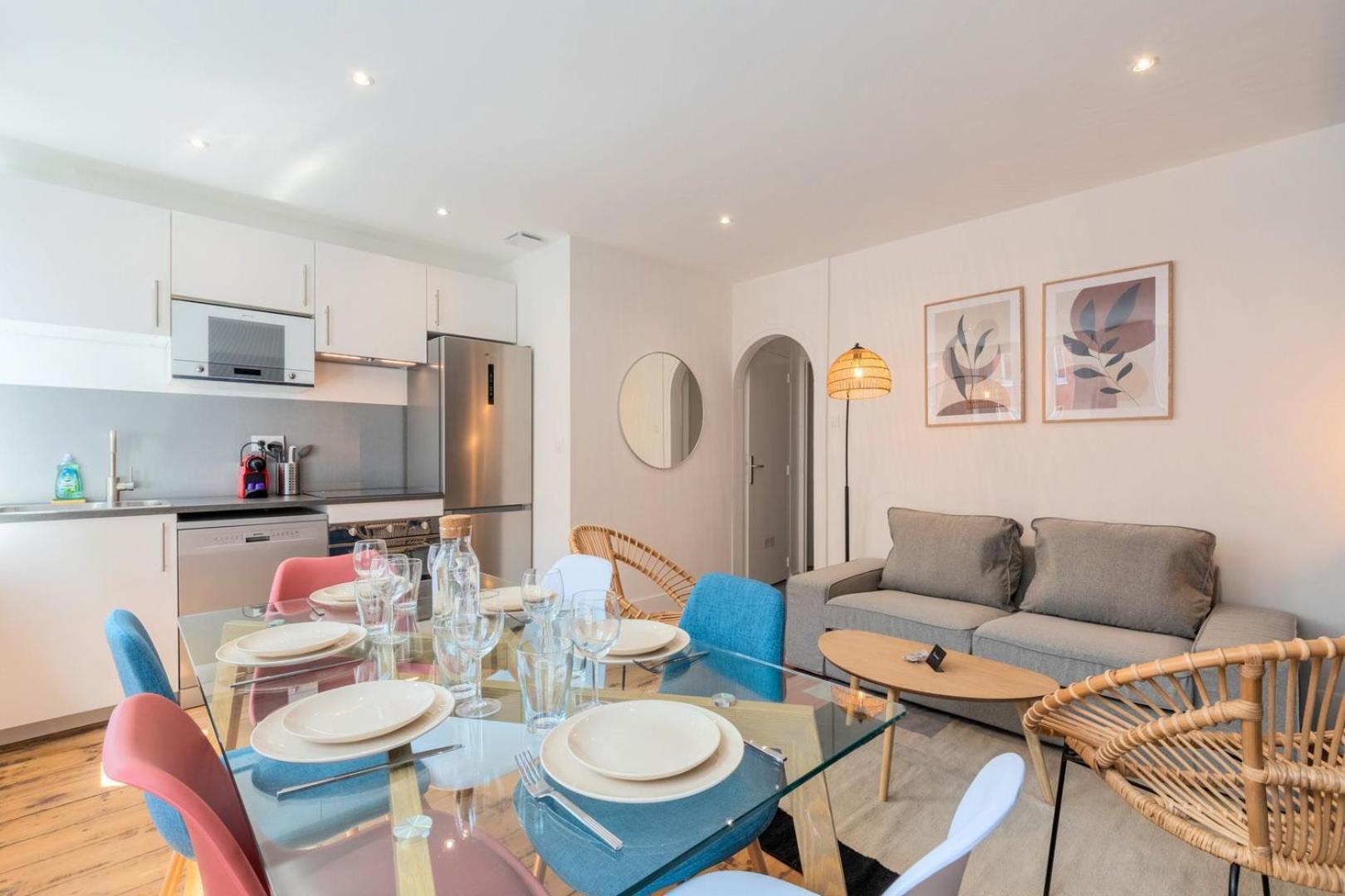 ליל Bright 3-Bedroom 2-Bathroom Flat מראה חיצוני תמונה